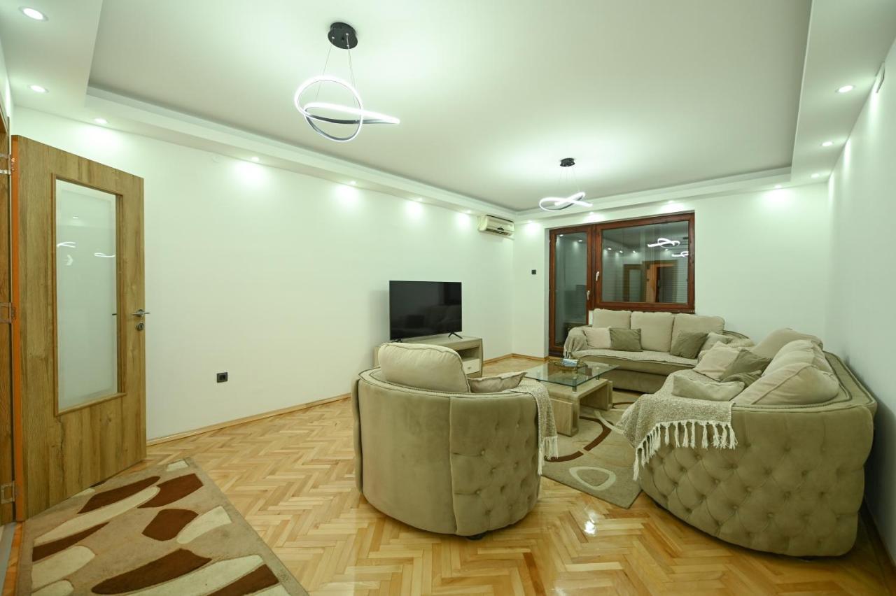 Apartman Oskar Podgorica Eksteriør billede