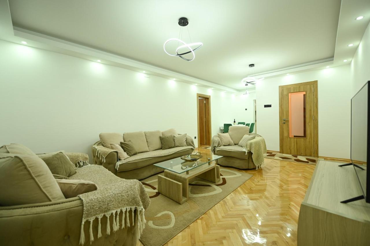 Apartman Oskar Podgorica Eksteriør billede